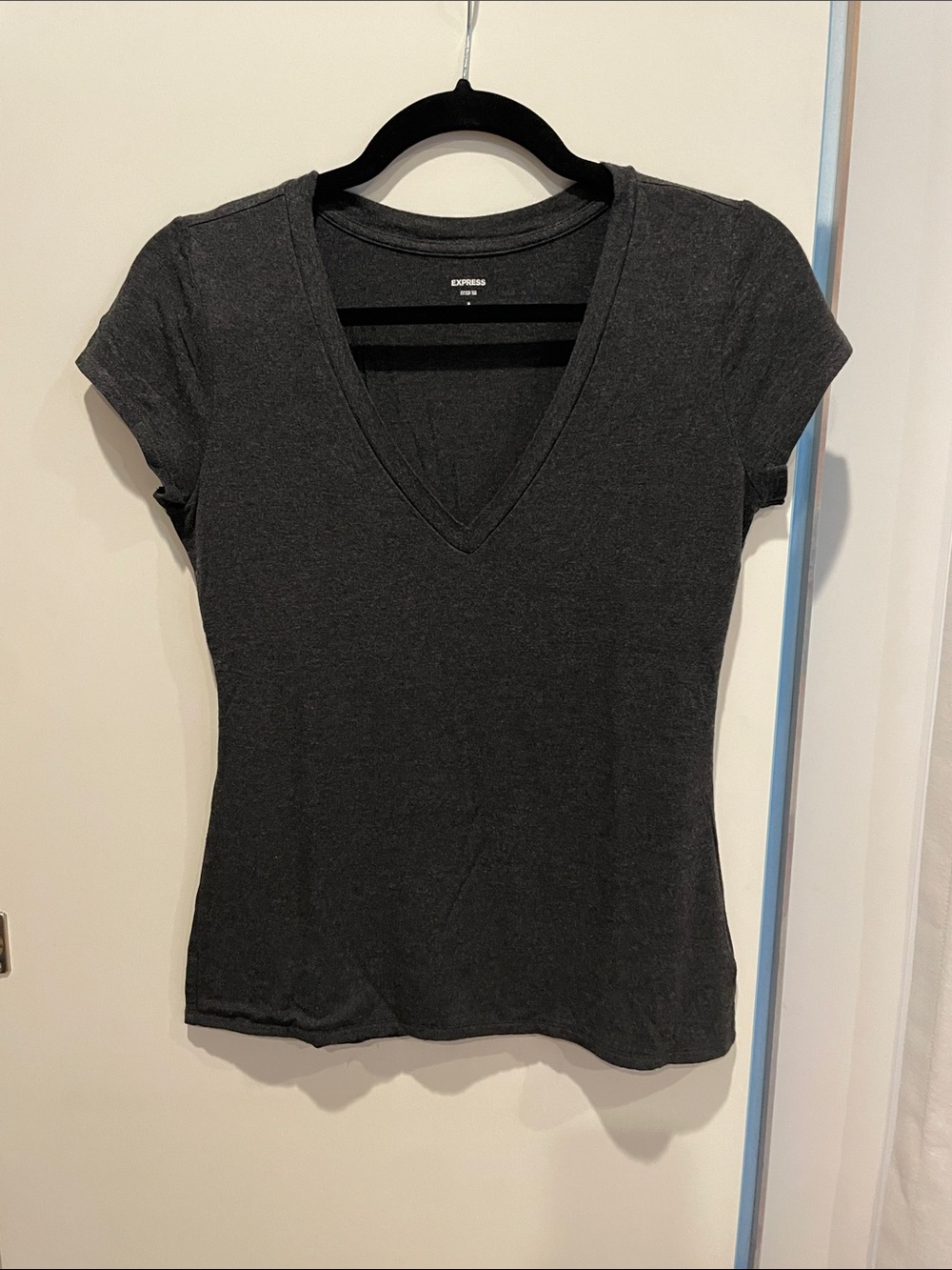 Express Women’s Short Sleeve Deep V-Neck Tee - Charcoal Gray